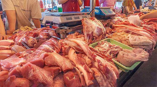 生猪价格下跌不休，都是进口肉惹的祸吗？